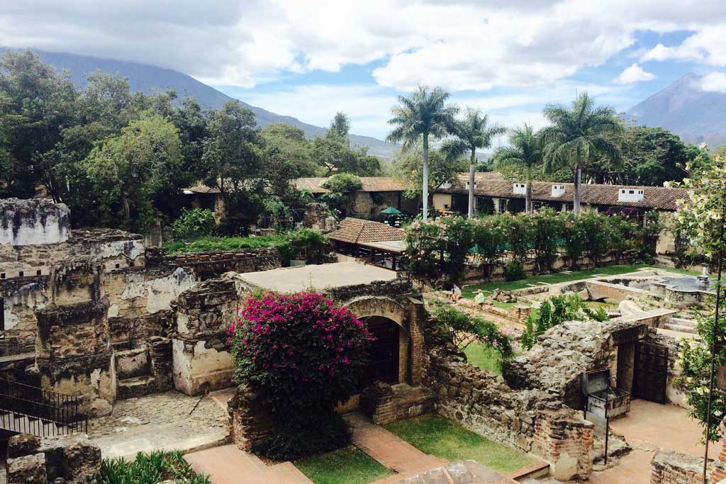 Casa-Santo-Domingo-Antigua-Guatemala