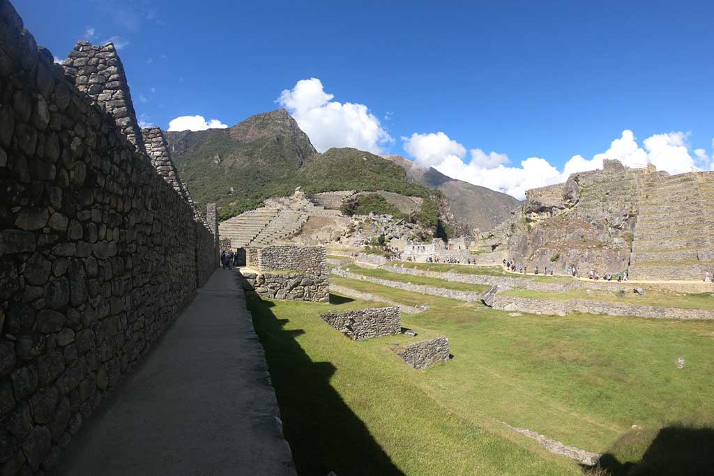 Exploring-MachuPicchu Exploring-Machu-Picchu
