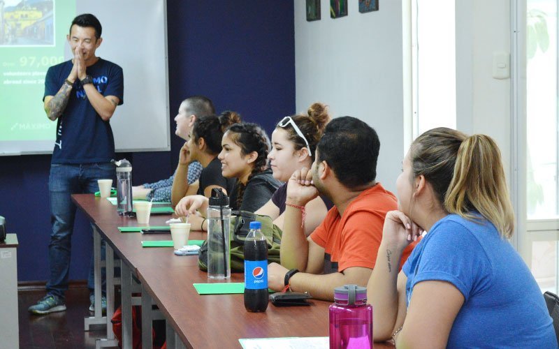 freshmen-week1-university-abroad-program