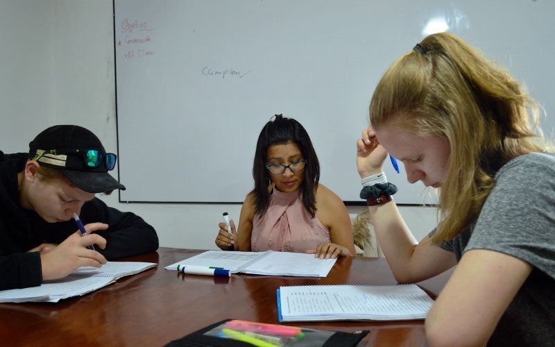spanish-immersion-university-courses-300-program 300 Level Spanish University Courses