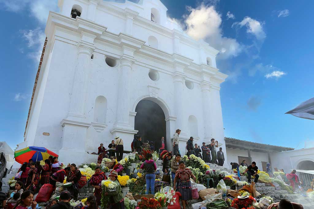 visiting-Chichicastenango-Market