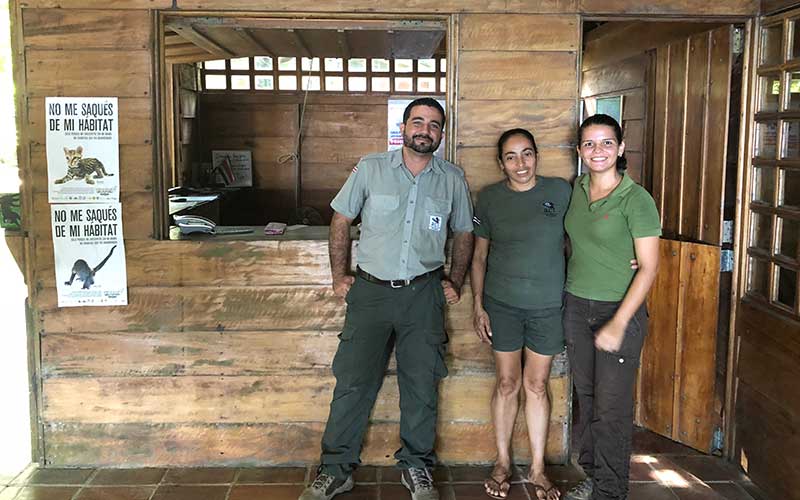 volunteer-abroad-beach-conservation-program-CR Volunteer in Cabo Blanco Natural Reserve Costa Rica