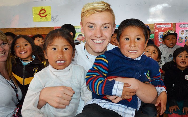 volunteer-abroad-working-kids-program-PE Childcare Volunteer in Peru